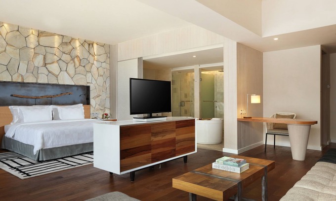 Nakula Apartment | Spacious Modern Suite with Free Minibar Items (T Sand Suite32)