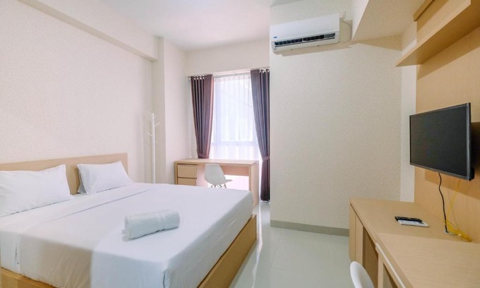 Pondokcina Apartment | Studio Apartment Grand Taman Melati Margonda 2 near UI By Travelio