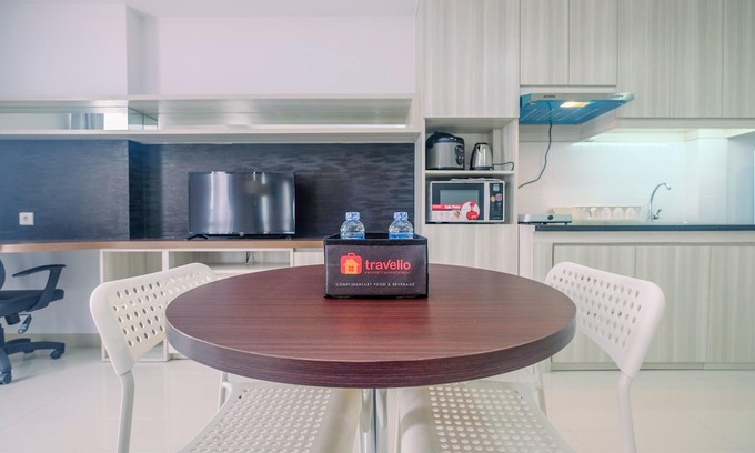 Cikarang Hotel | Stunning Studio Azalea Suites Apartment