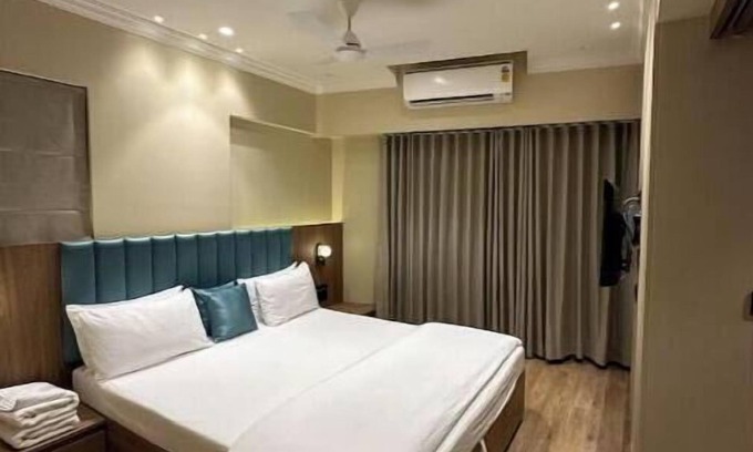Khar Apartment | Sunshine : Cozy Apartments 2 Independent place
