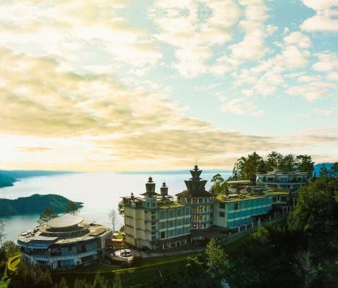 Merek Resort | Taman Simalem Resort