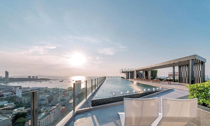 Pattaya Bay Apartment | The Base Central Pattaya By Pattaya Holiday