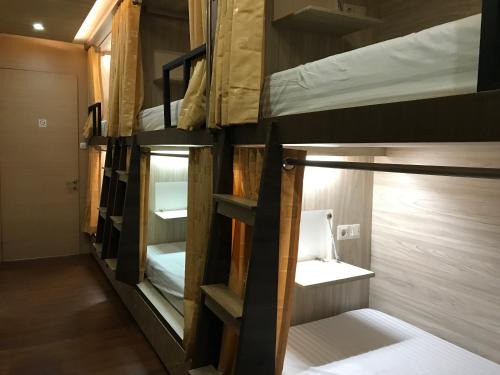Pontianak Hostel | The Colour Hostel