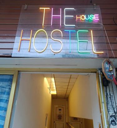 Chana Songkhram Hostel | The House Hostel 2