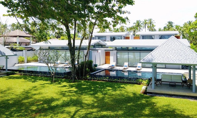 Khok Kloi Villa | Twin Villas Natai - 10 Bedrooms Luxury Beachfront Villa