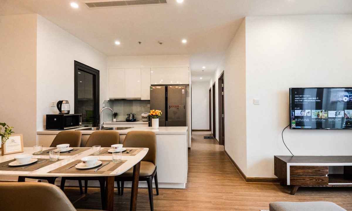 My Đinh Hotel | LuxHome Vinhomes Skylake