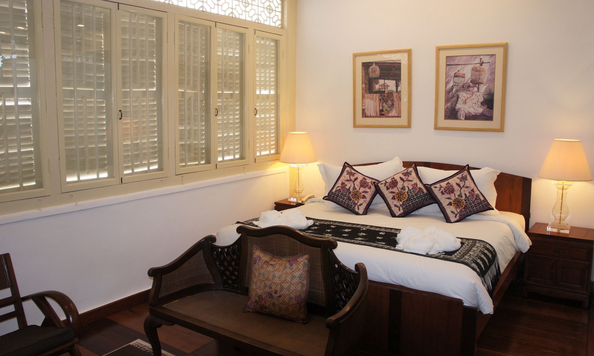 Malacca City Hotel | Heeren Palm Suites