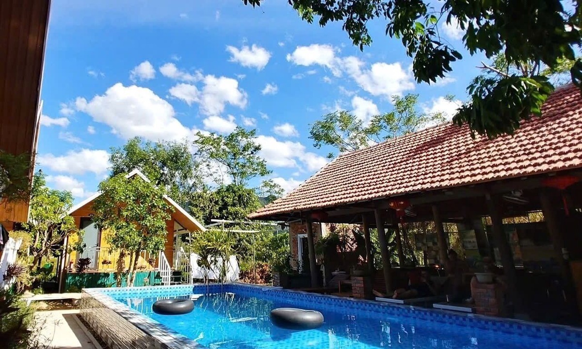 Phong Nha Resort | Retreat Bungalow