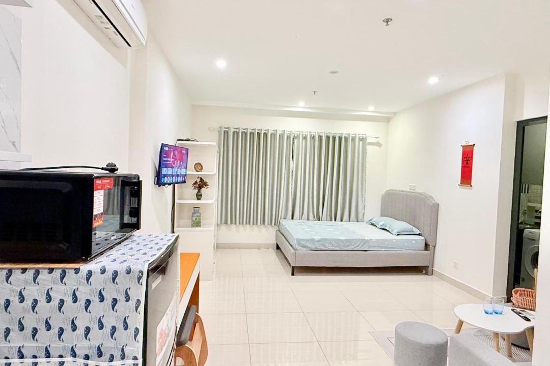 Tu Liem Apartment | Studio-Luxury-Vinhome Smart City Mỹ Đình- Netflix