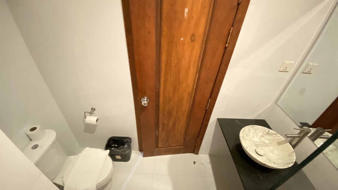 Photo of Bathroom in Daun Penh