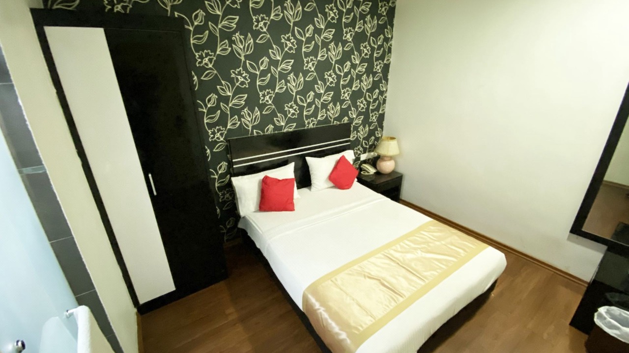 Photo of Bedroom in Kempas