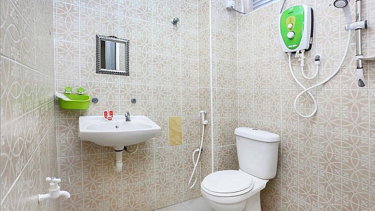 Photo of Bathroom in Kampung Kijing