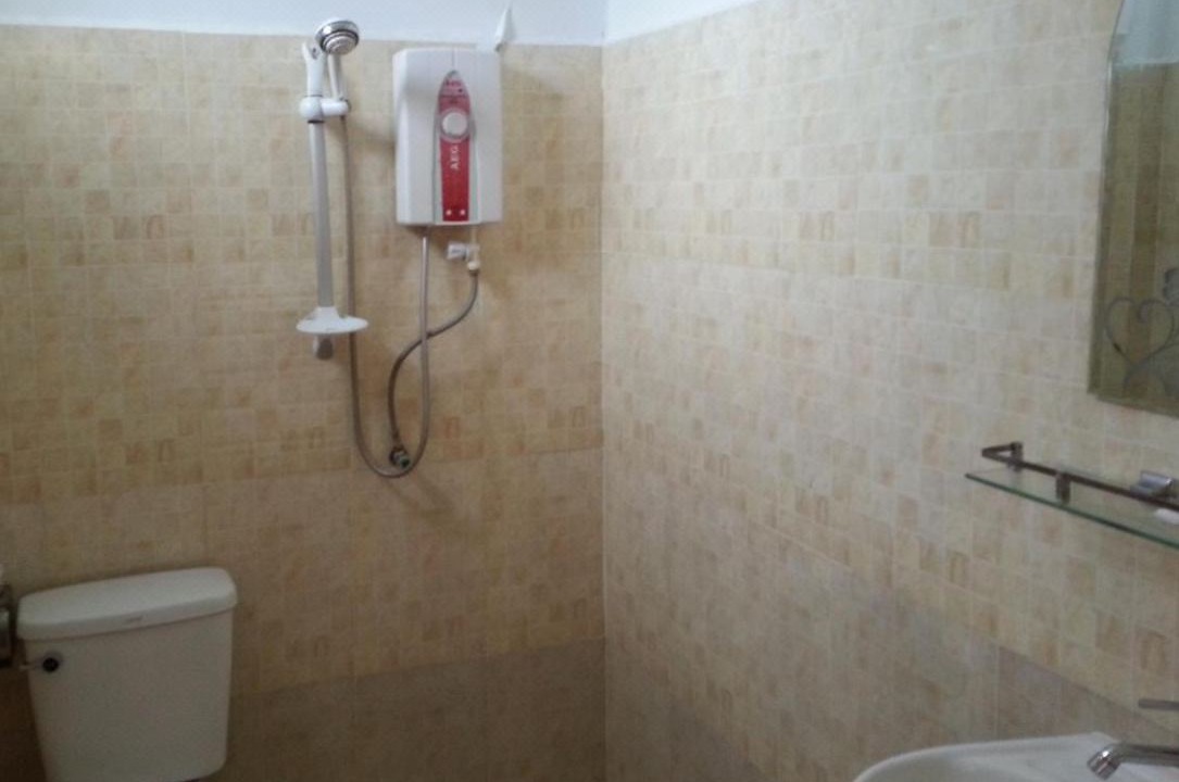 Photo of Bathroom in Krong Kaeb