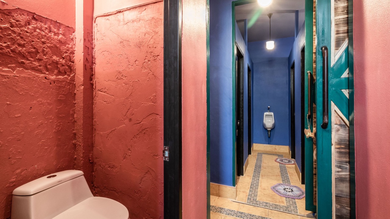 Photo of Bathroom in Pom Prap