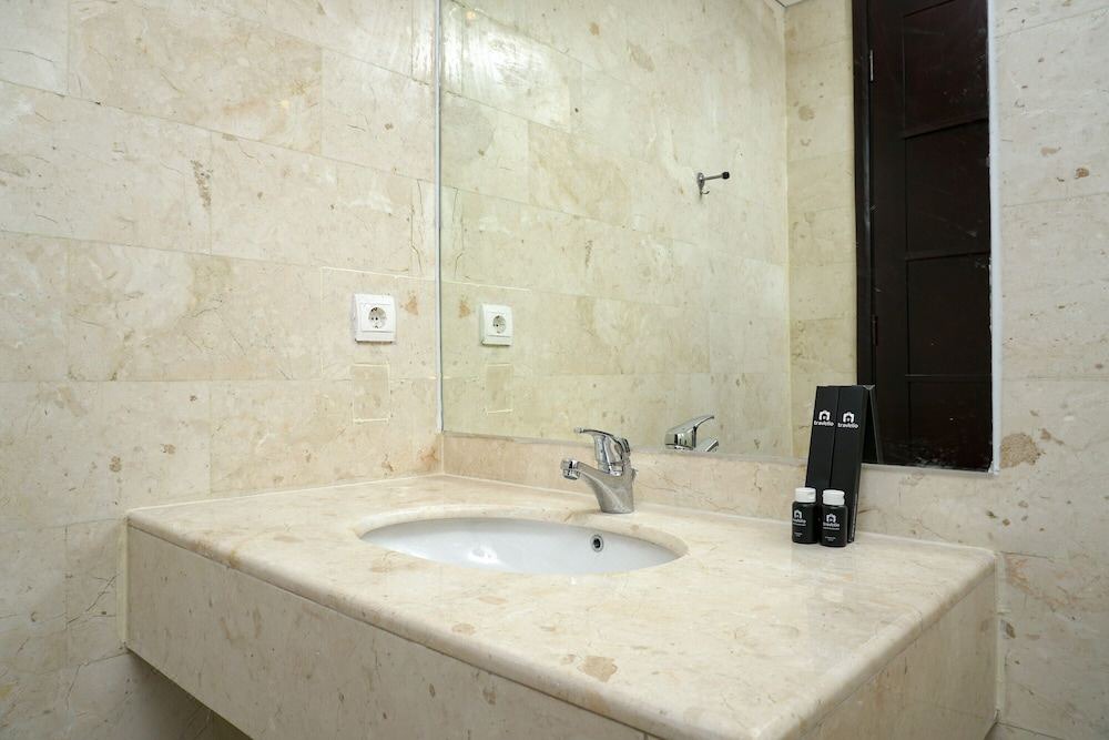 Photo of Bathroom in Karet
