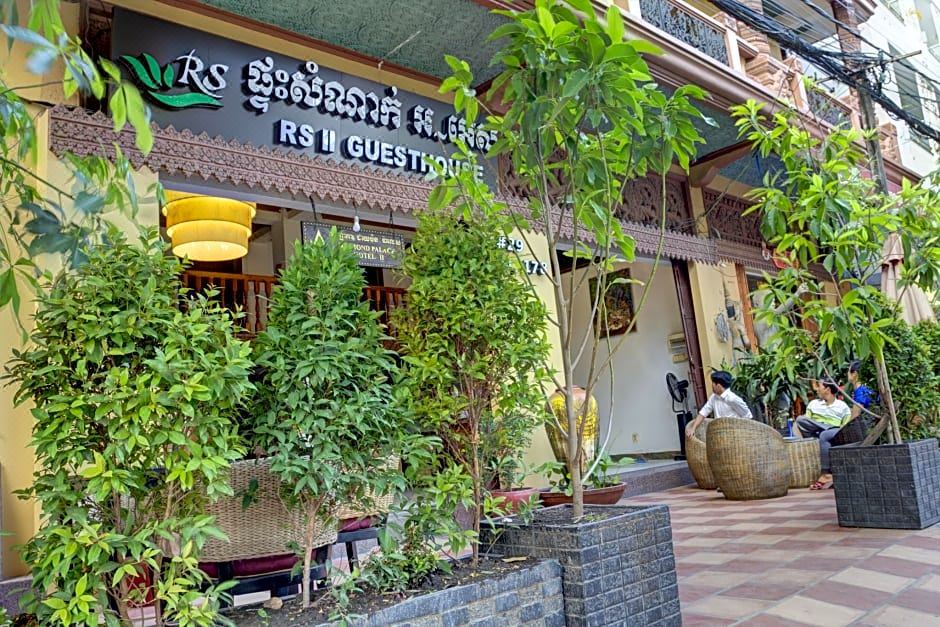 Photo of Buildings in Daun Penh