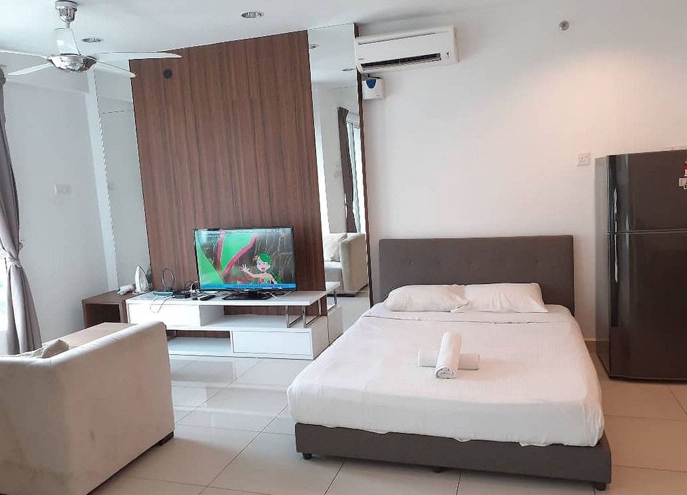 Photo of Bedroom in Downtown George Town