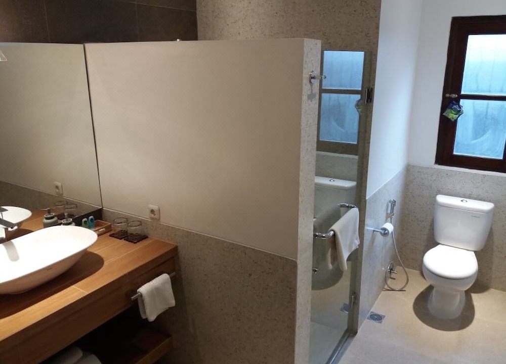 Photo of Bathroom in Colomadu