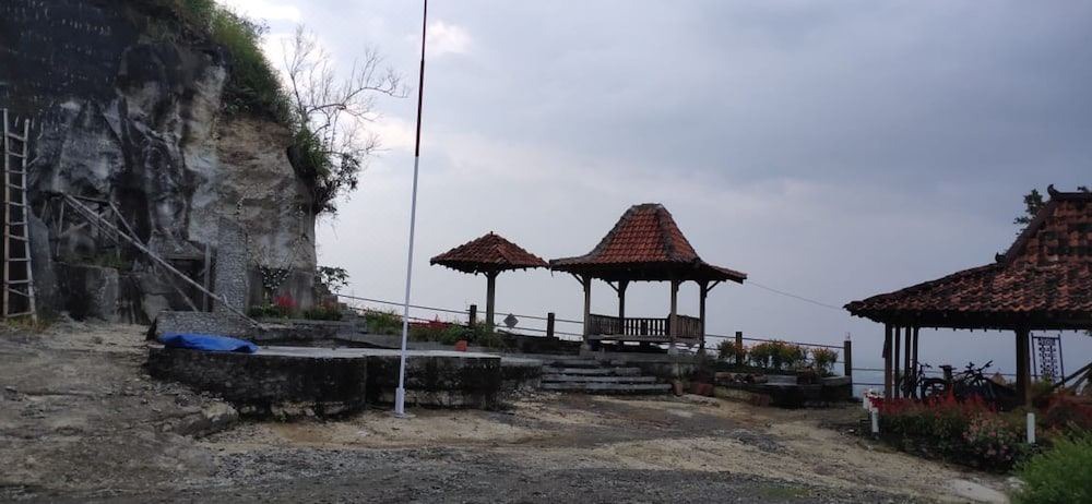 Photo of Buildings in Srimulyo