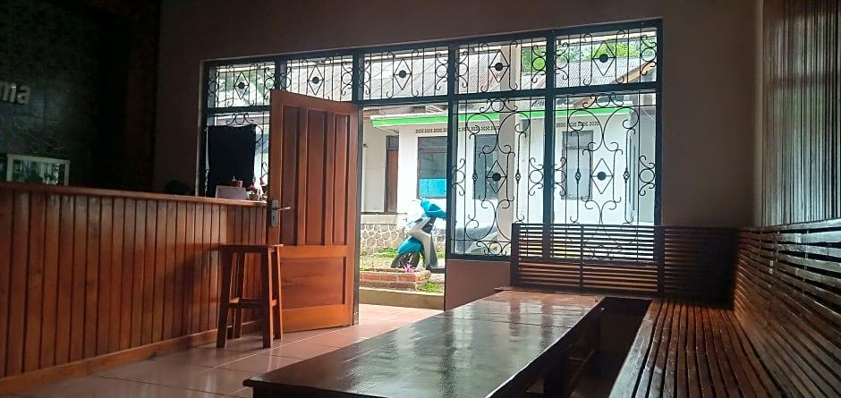 Photo of Bedroom in Cisurupan