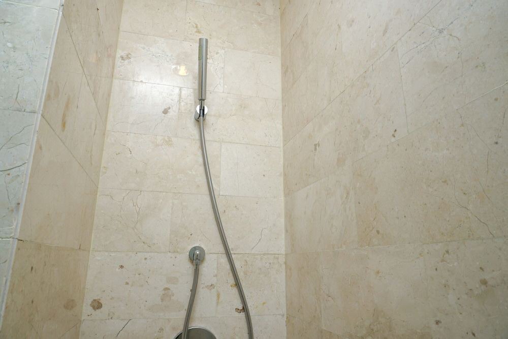 Photo of Bathroom in Karet