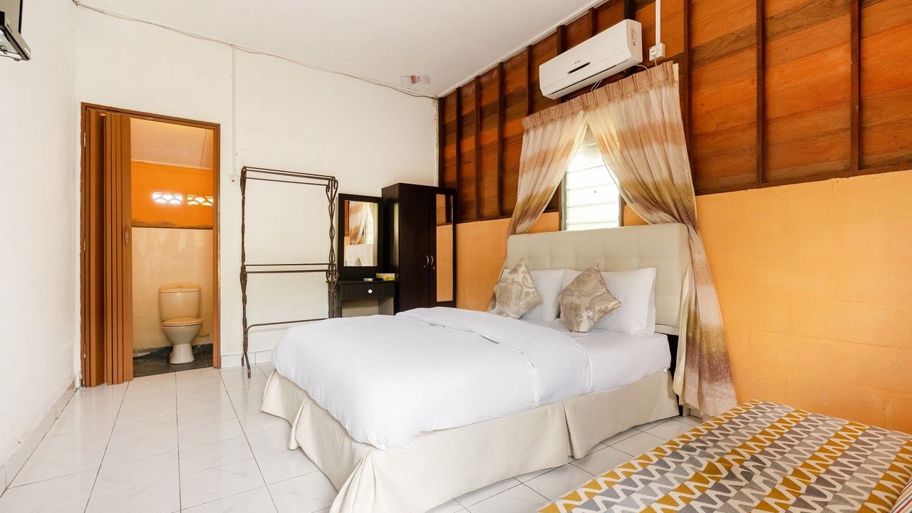 Photo of Bedroom in Gadong