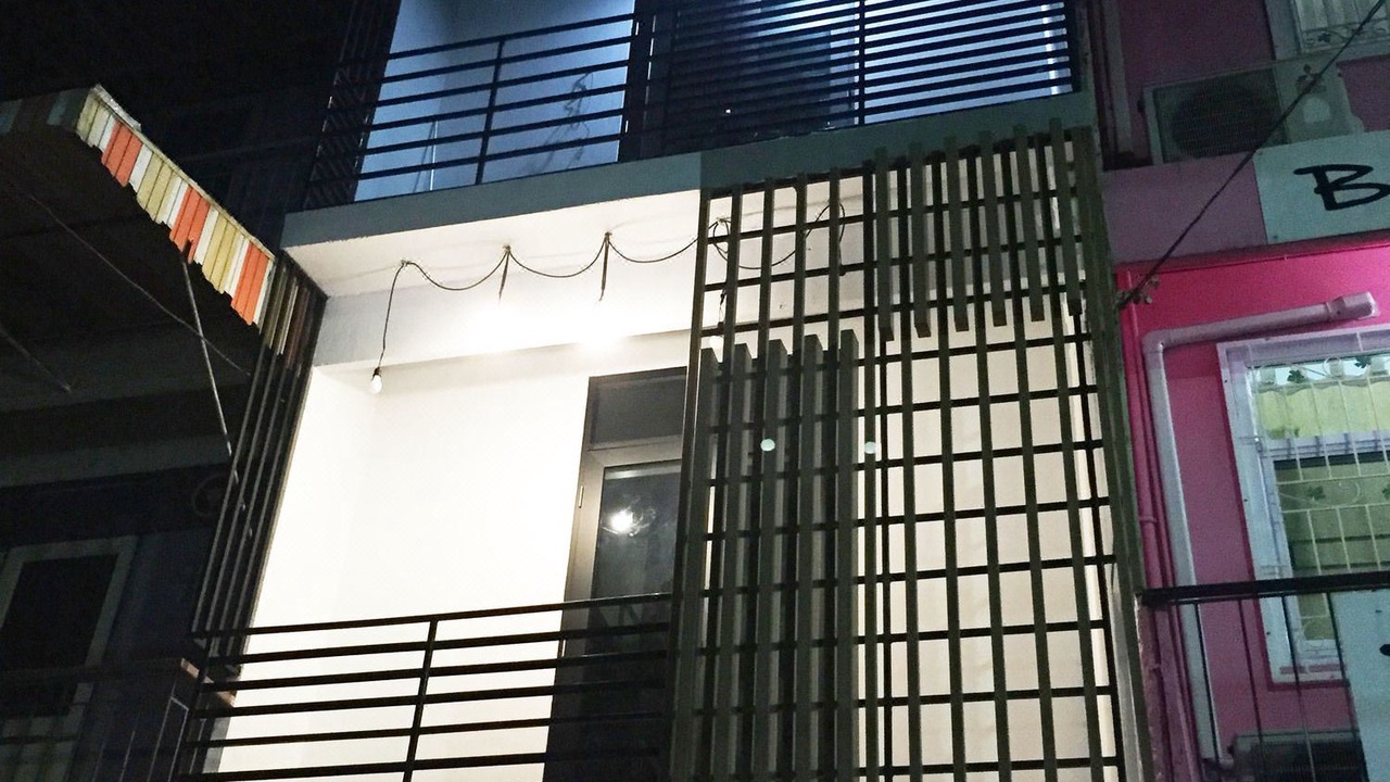 Photo of Buildings in Arun Amarin