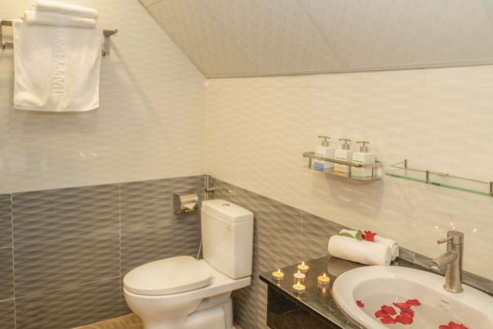 Photo of Bathroom in Da Lat
