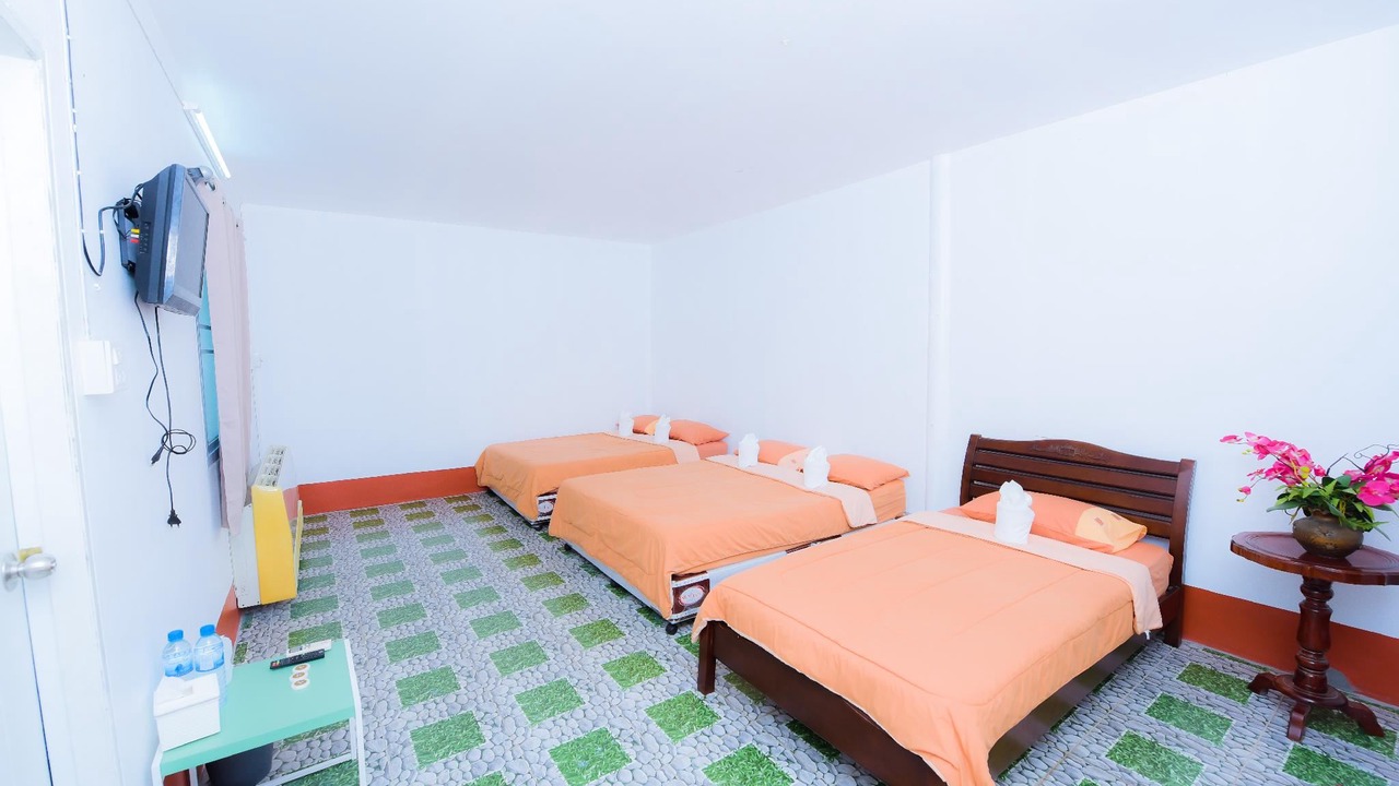 Photo of Bedroom in Tha Kham