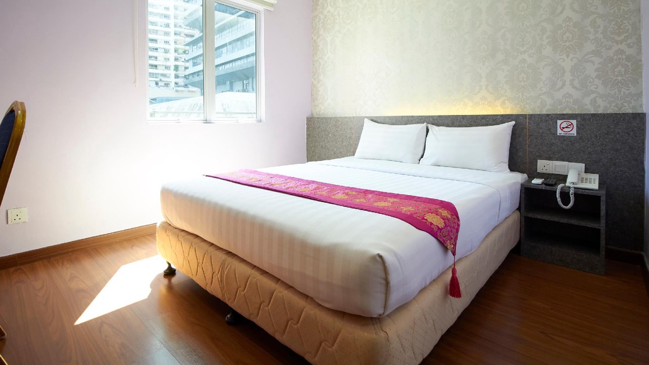 Photo of Bedroom in Medan Tuanku