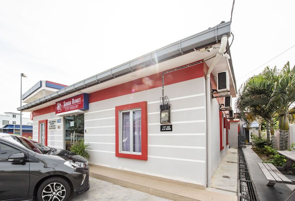 Photo of Buildings in Sungai Rengit