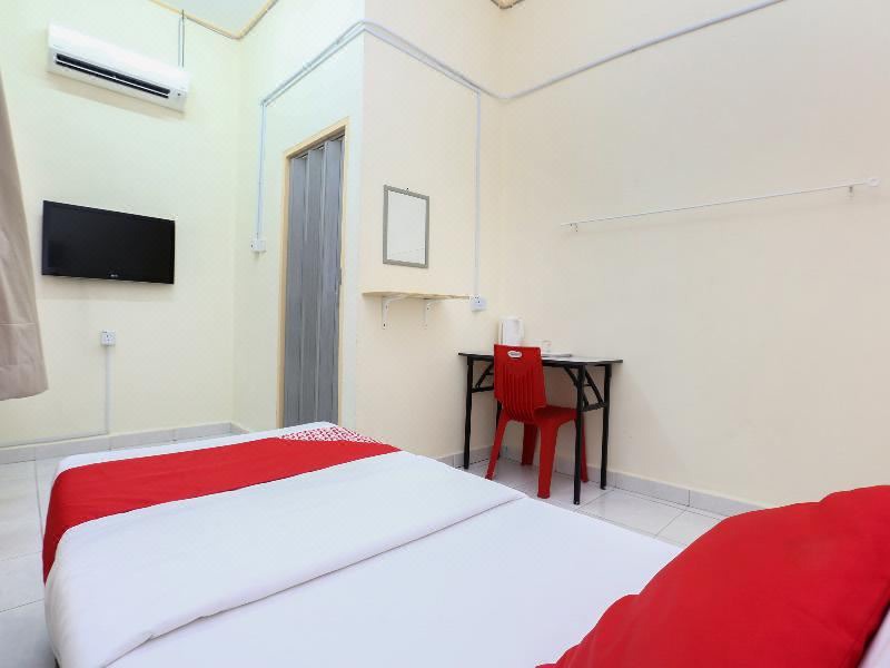 Photo of Bedroom in Kampung Kijing