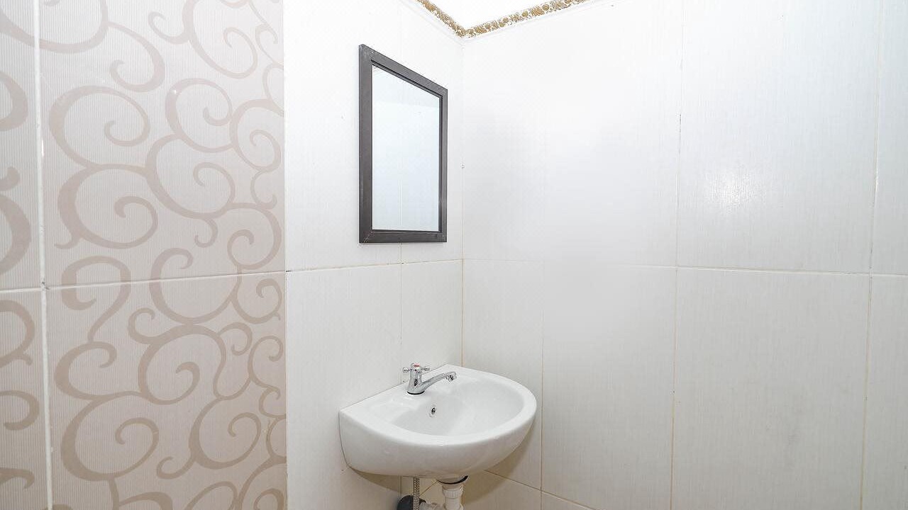 Photo of Bathroom in Surakarta