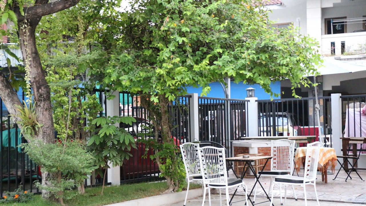 Photo of Buildings in Thapae
