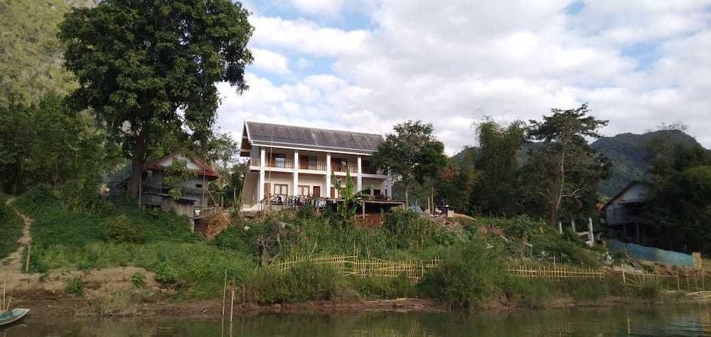 Photo of Buildings in Nong Khiaw