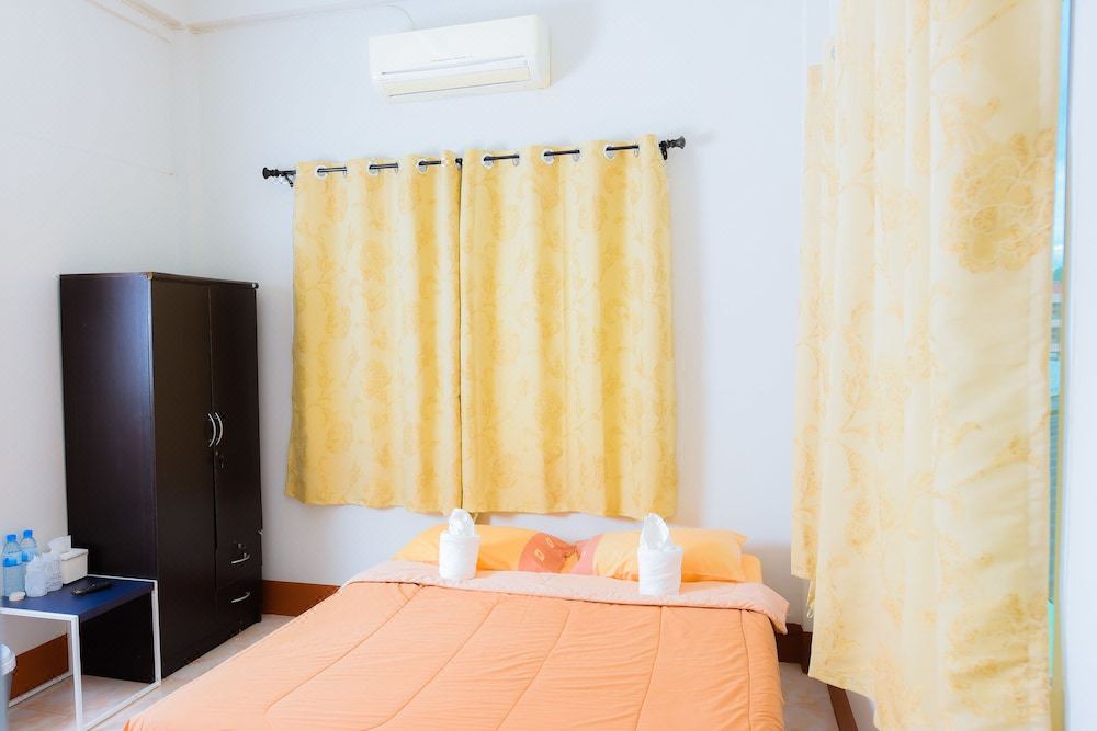 Photo of Bedroom in Tha Kham