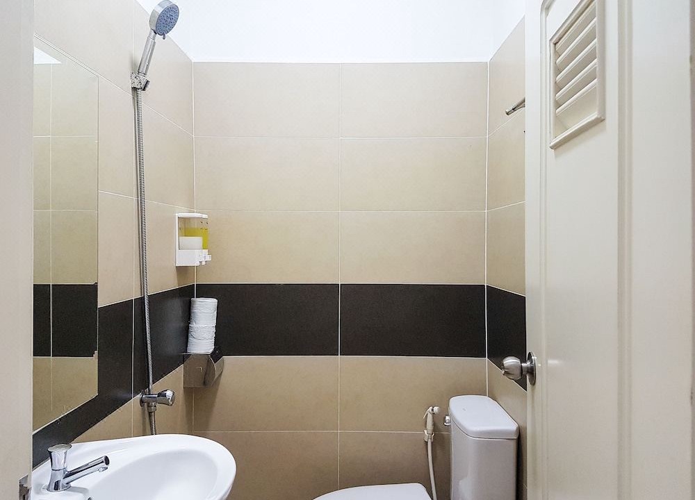 Photo of Bathroom in Mean Chey
