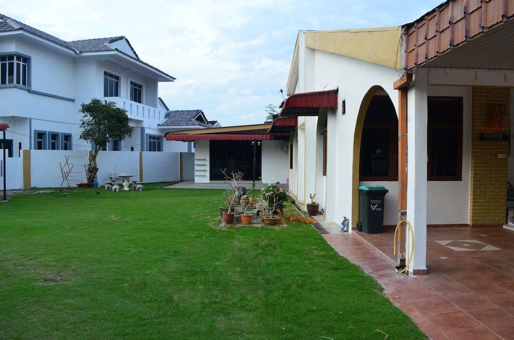 Photo of Buildings in Batu Enam