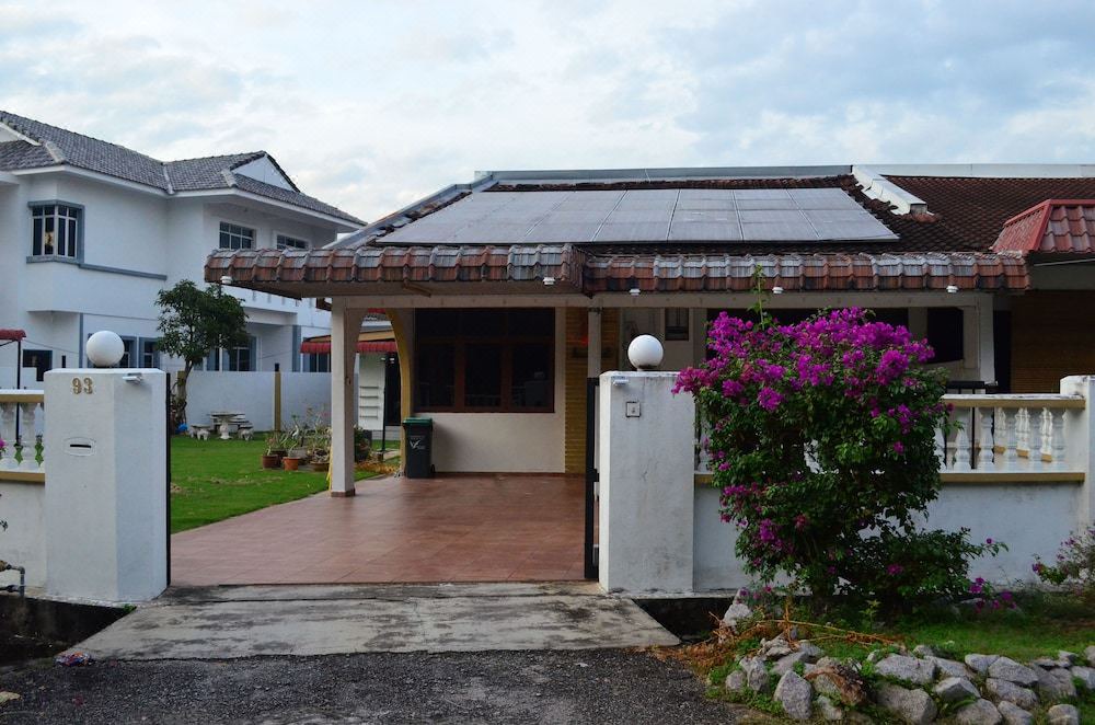 Photo of Buildings in Batu Enam