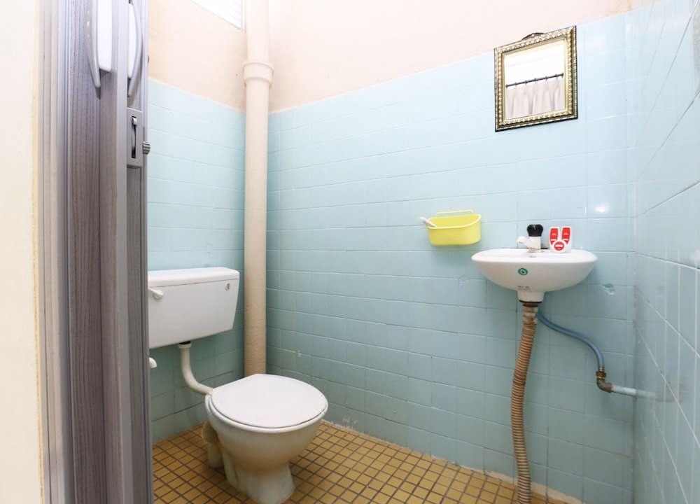 Photo of Bathroom in Kampung Kijing