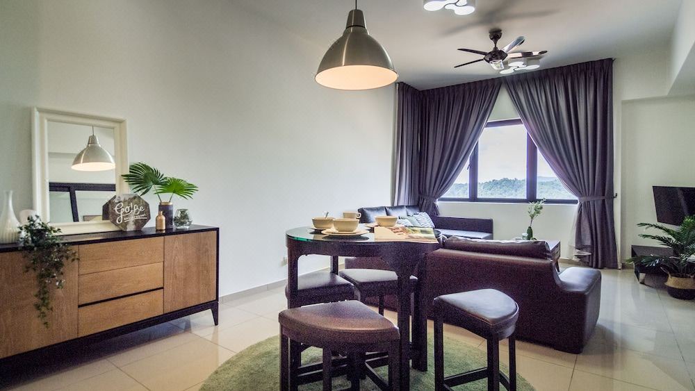 Photo of Livingroom in The Strand