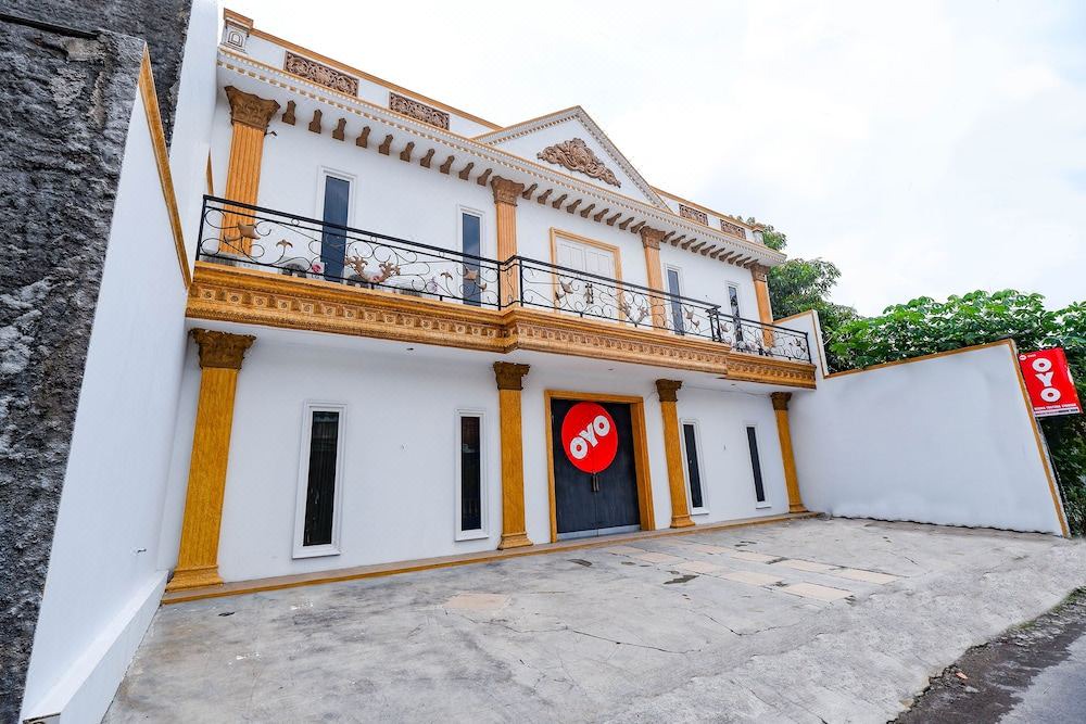 Photo of Buildings in Surakarta