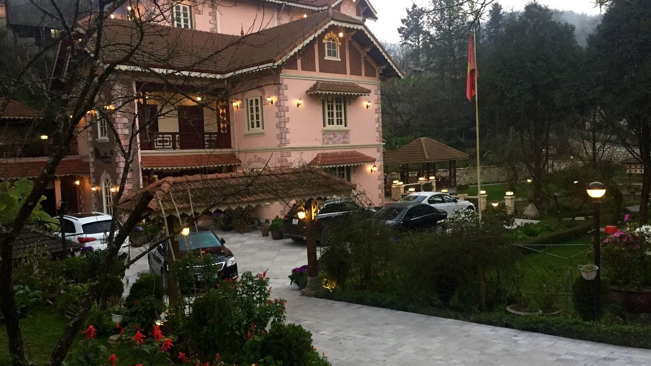 Photo of Buildings in Cha Pai