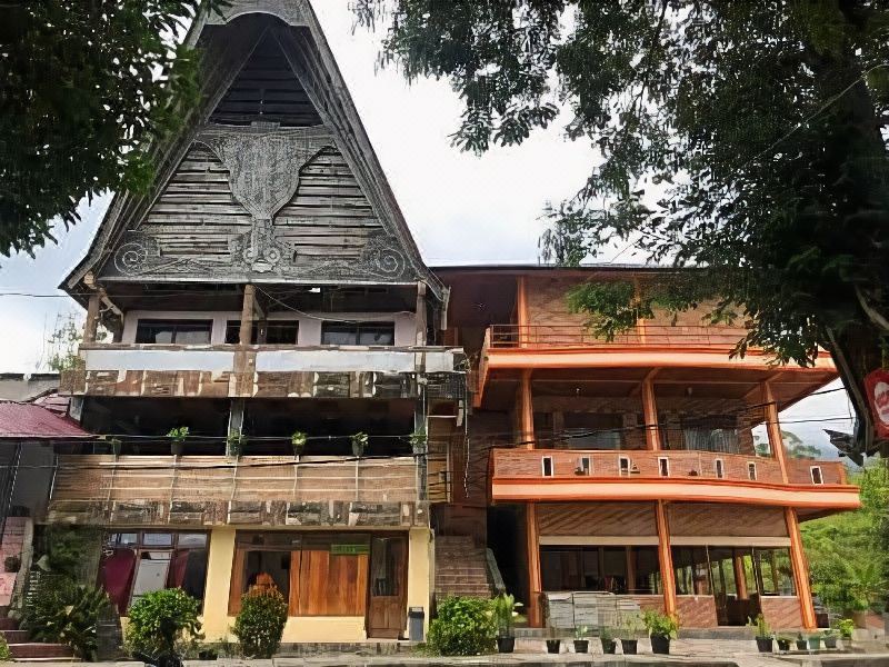 Photo of Buildings in Tuk Tuk