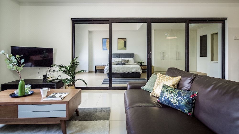 Photo of Livingroom in The Strand