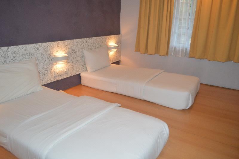 Photo of Bedroom in SS 2