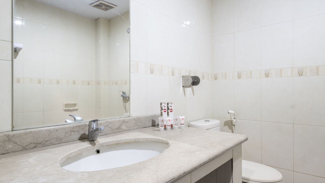 Photo of Bathroom in Biringkanya