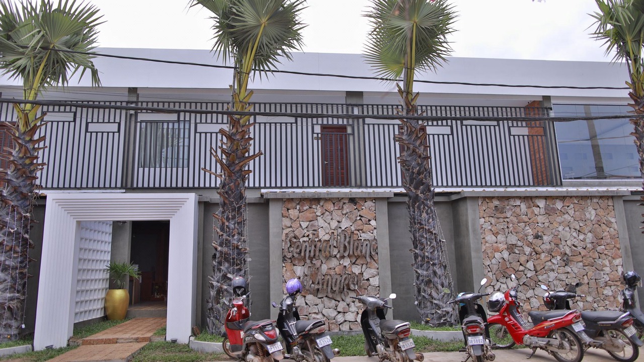 Photo of Buildings in Wat Bo Area