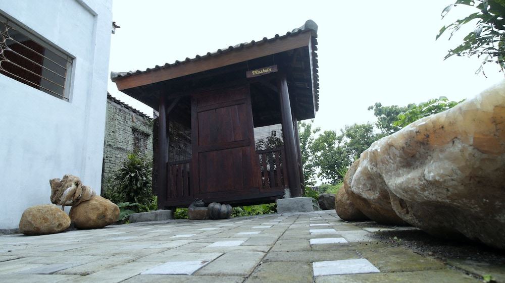Photo of Buildings in Sewon