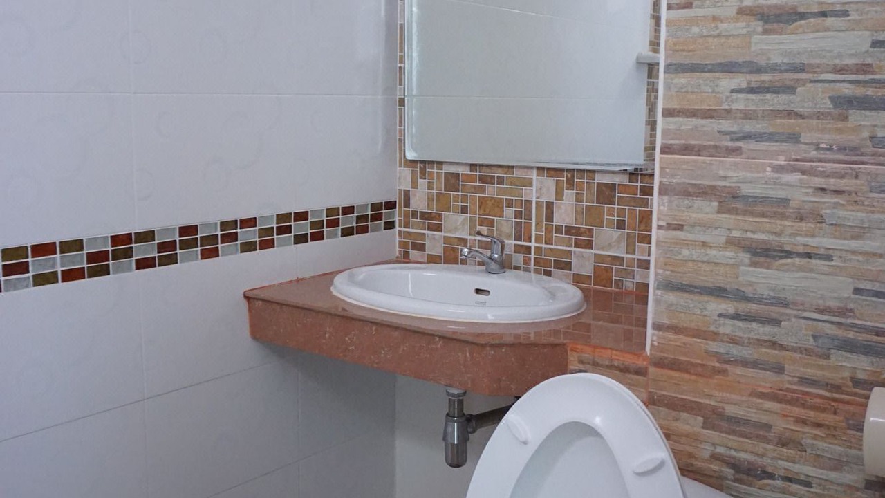 Photo of Bathroom in Mak Khaeng